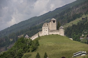 17-06-2024, Burg Heinfels, nu een museum.
